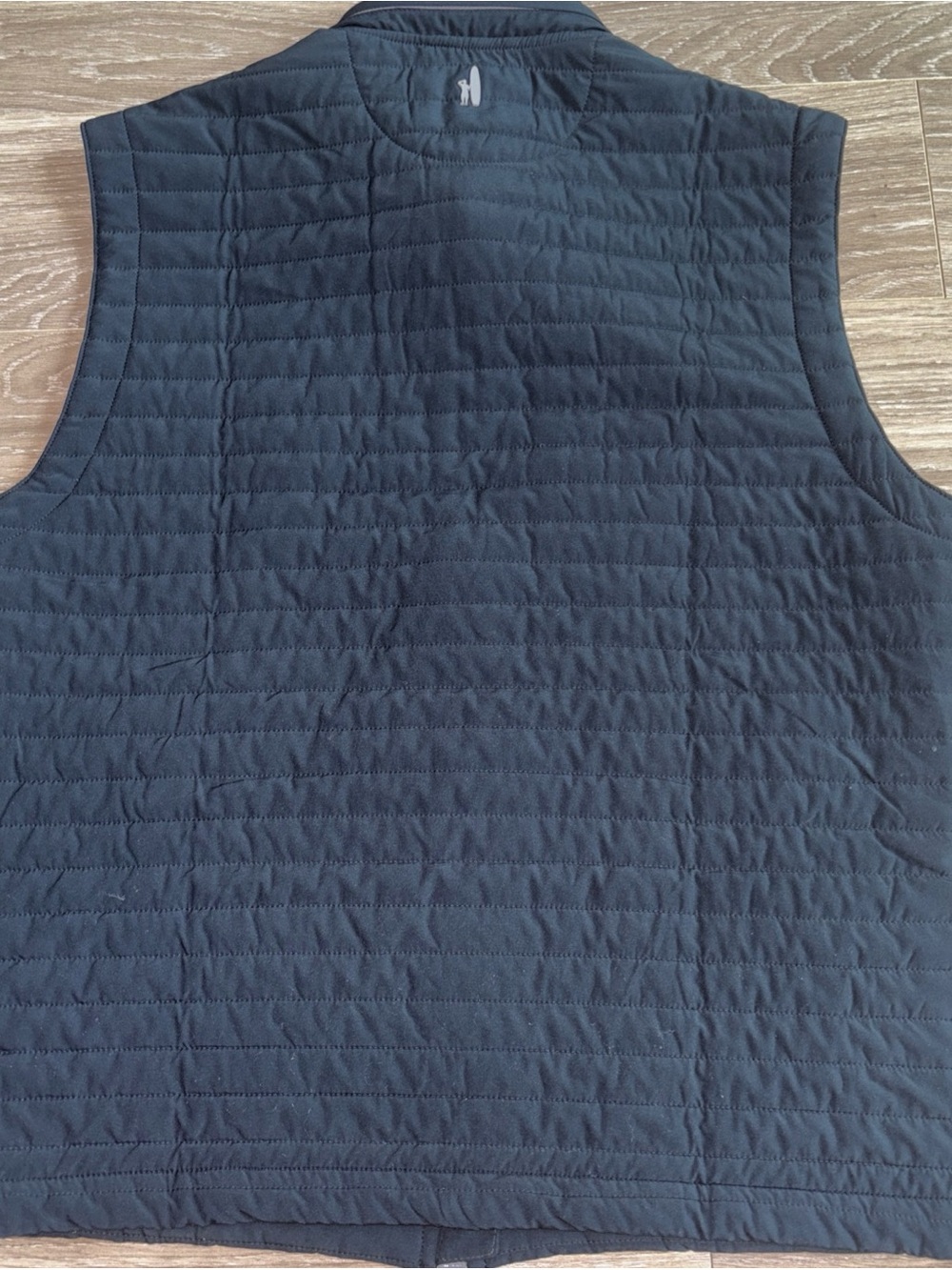 johnnie-O Men's Quilted Vest in Black - Picture 3 of 5